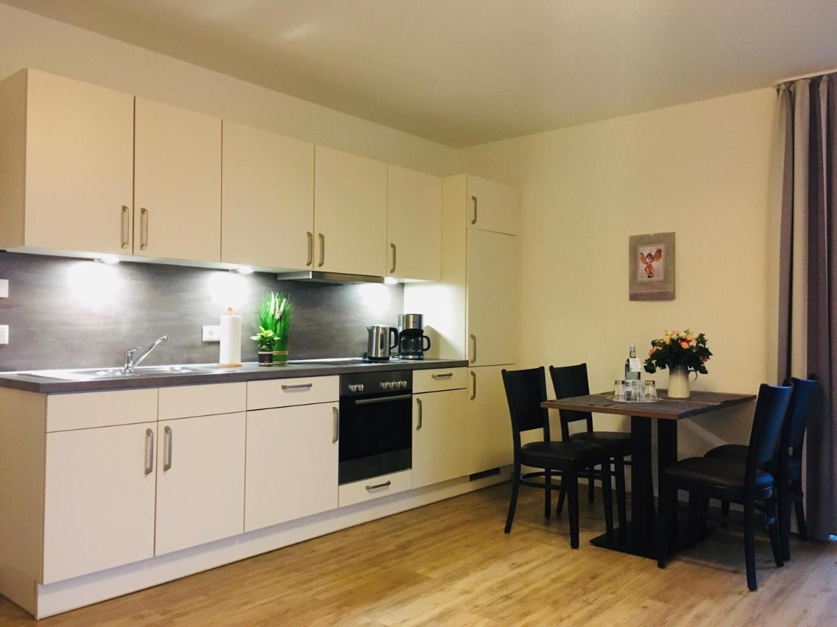 Pension Seecafe Zarrentin am Schaalsee المظهر الخارجي الصورة