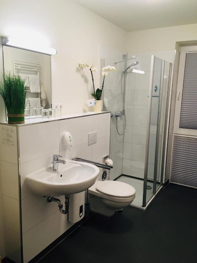 Pension Seecafe Zarrentin am Schaalsee المظهر الخارجي الصورة