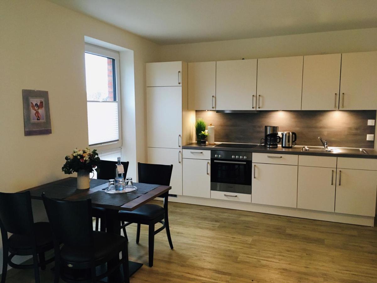 Pension Seecafe Zarrentin am Schaalsee المظهر الخارجي الصورة
